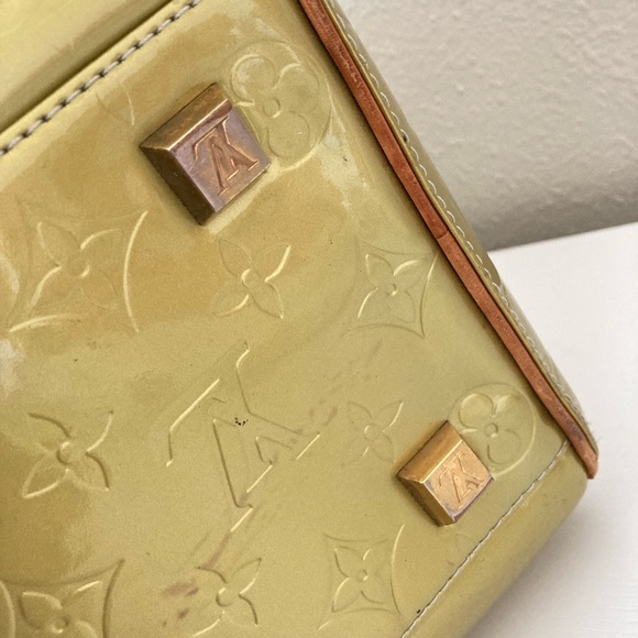 Louis Vuitton Vernis Leather Bag - Picture 8 of 10